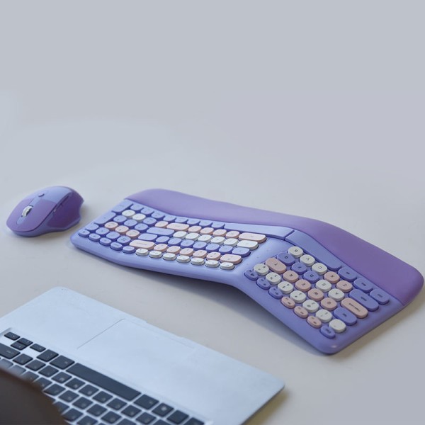 Comfortable ergonomic wireless keyboard and mouse set